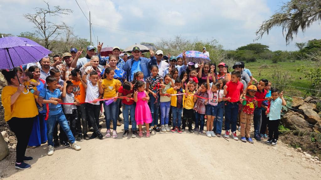 Mantenimiento de camino rural en la comunidad El Robledal sector Miraflor, Estelí